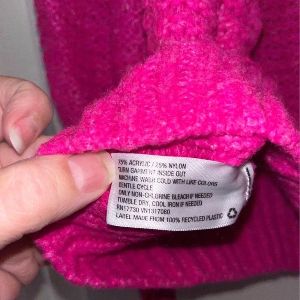 Universal Thread Deep Pink Sweater - Picture 4 of 9